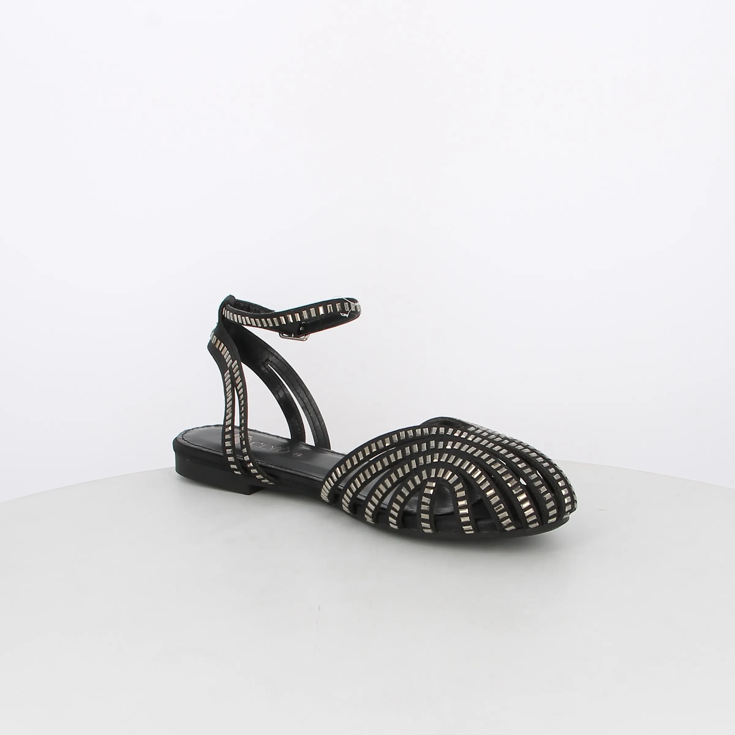 -----Clyò -----Sandali da donna con cinturino e mini borchie ----