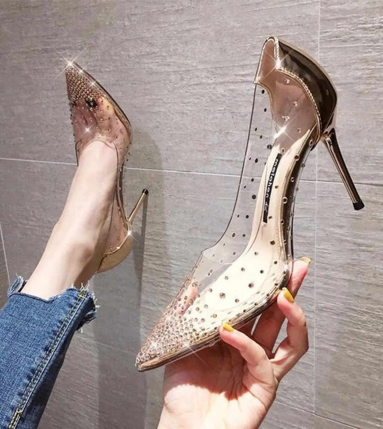 2022 nuove pompe da donna con strass a punta trasparenti sottili con tacco alto eleganti scarpe da punta per le donne vestono sc