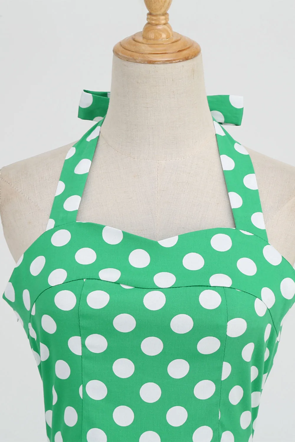 Abito Pin Up a pois verdi anni '50