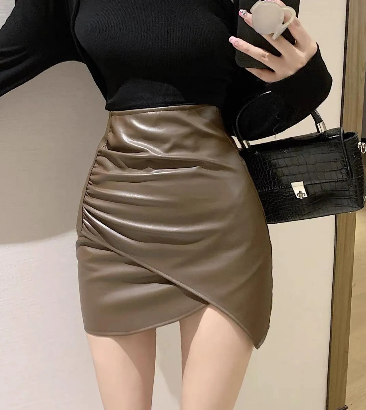 Gonna da donna in pelle nera Moda Mini gonne solide Gonna irregolare vintage Abbigliamento femminile
