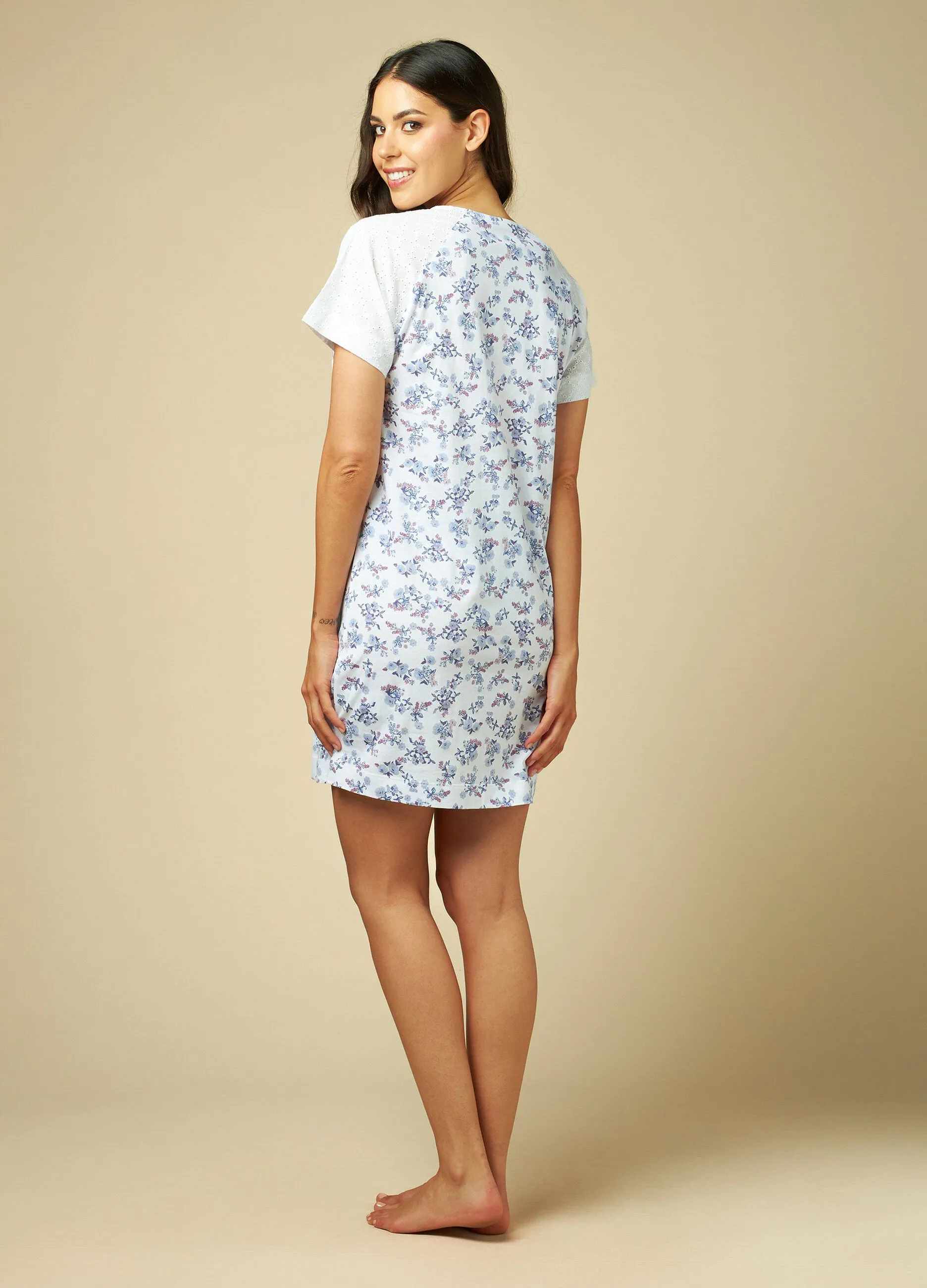 NYMOS  Camicia da notte con inserto in sangallo donna